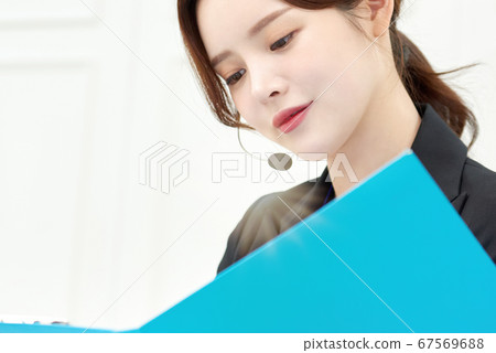 Business, woman, office worker Business, woman, office worker 67569688