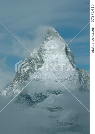 Switzerland, Zermatt, Matterhorn 67571419