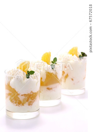 Hassaku dessert yogurt cream Hassaku dessert yogurt cream 67572018
