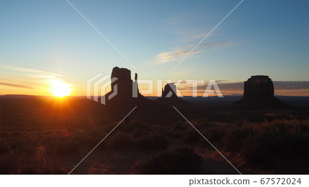 Monument Valley Monument Valley 67572024