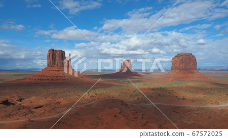 Monument Valley Monument Valley 67572025