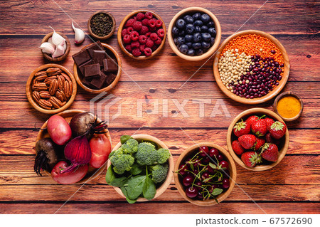 Healthy foods high in antioxidants. Healthy foods high in antioxidants. 67572690