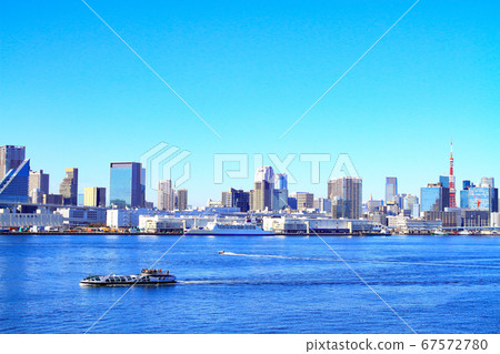東京,東京鐵塔和水上巴士景觀 東京,東京鐵塔和水上巴士景觀 67572780
