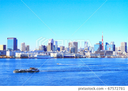 東京,東京鐵塔和水上巴士景觀 東京,東京鐵塔和水上巴士景觀 67572781