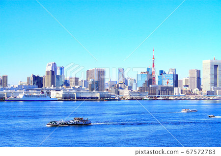 東京,東京鐵塔和水上巴士景觀 東京,東京鐵塔和水上巴士景觀 67572783