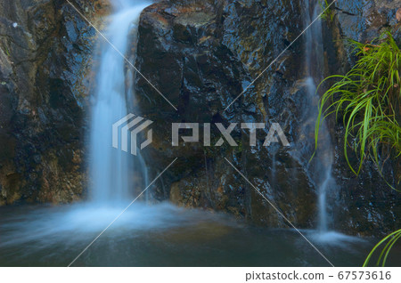 Otaki Waterfall in the precincts of Otakiyama Fussa Temple Bizen City, Okayama Prefecture 67573616