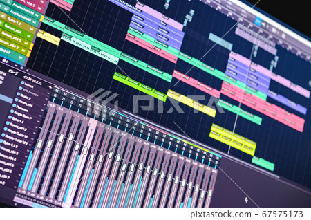 A screen where you compose with DTM 67575173
