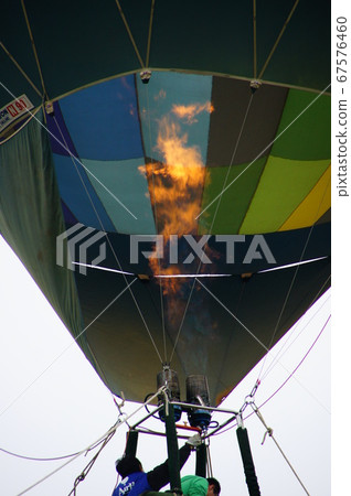 hot air balloon  67576460