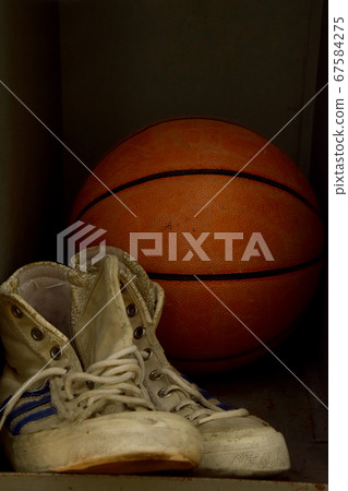 Old sport sneakers shoes and basketball ball Old sport sneakers shoes and basketball ball 67584275