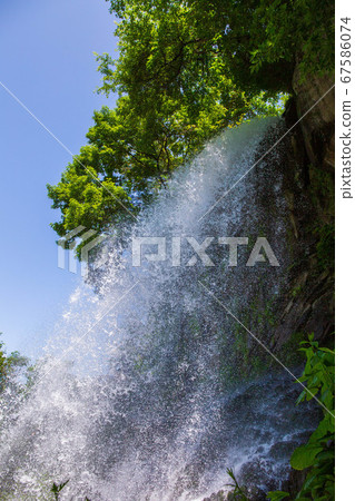 Summer of Shinshu Oku Tateshina, the cool Yokoya Gorge (Yokoya Gorge), Maiden Falls Summer of Shinshu Oku Tateshina, the cool Yokoya Gorge (Yokoya Gorge), Maiden Falls 67586074