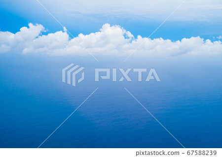 雲 雲 67588239