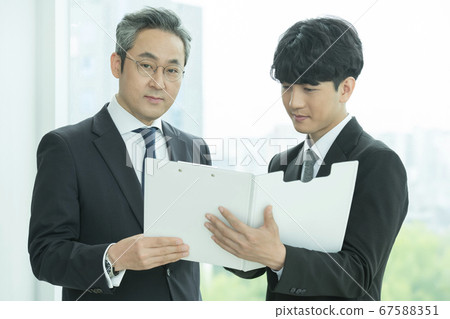 商務，人，2人 67588351