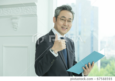 Business,suit,men 67588593