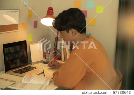 Lifestyle,study,male Lifestyle,study,male 67588648