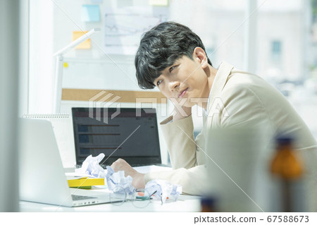 商業,1人,疲勞 商業,1人,疲勞 67588673