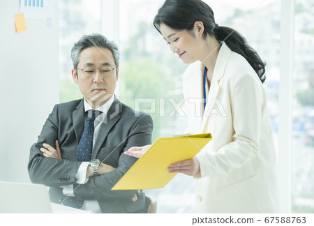 Business, 2 people, payment 67588763