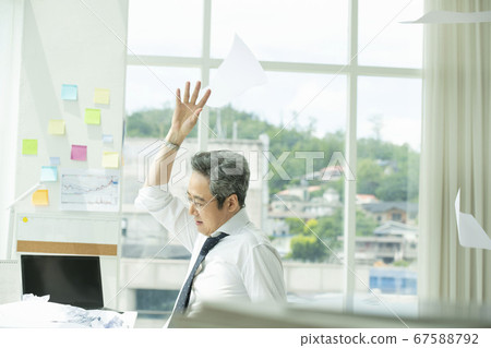 Business, 1 person, fatigue 67588792