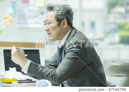 Business, 1 person, fatigue 67588799