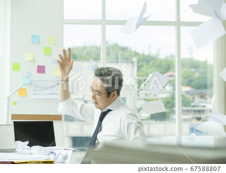 Business, 1 person, fatigue Business, 1 person, fatigue 67588807