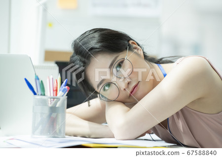 Business, 1 person, fatigue 67588840