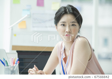 Business, 1 person, fatigue Business, 1 person, fatigue 67588842