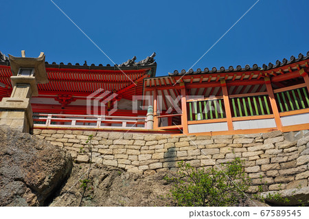 《Hiroshima Prefecture》 On a sunny day, the scenery of the Afusa Usan Kannon at Bandai Temple 67589545