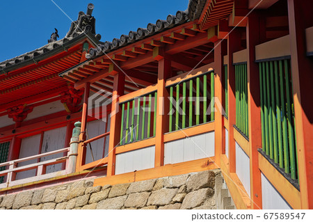 《廣島縣》晴天,萬代寺的宇佐真三觀音 《廣島縣》晴天,萬代寺的宇佐真三觀音 67589547