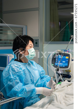 Doctor medical care patient on bed in hospital 67595271