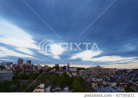 從分鐘河的景色看府中市的風景 從分鐘河的景色看府中市的風景 67595831