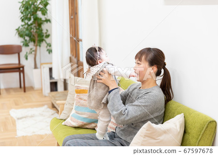 媽媽和寶寶 67597678