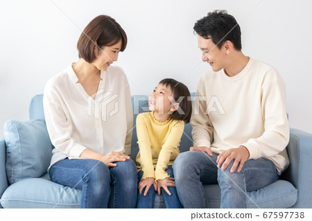 家庭一家 家庭一家 67597738