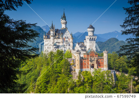 Neuschwanstein Castle, Bavaria, Germany 67599749