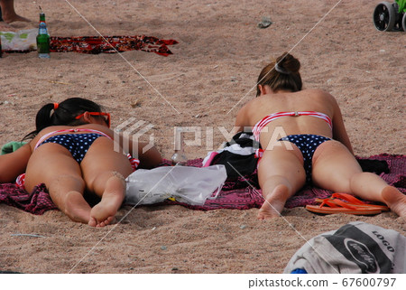 比基尼 67600797