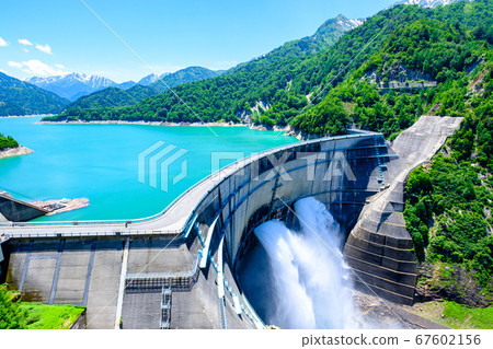 Kurobe Dam in early summer Kurobe Dam in early summer 67602156