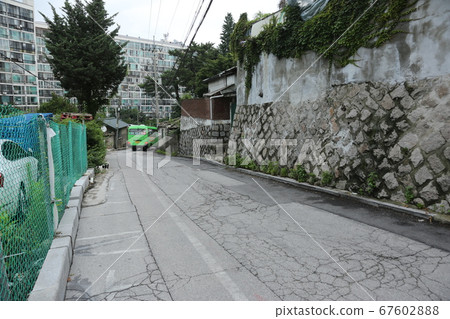 Seongbuk-gu. Jeongneung-dong. Green Seongbuk-gu. Jeongneung-dong. Green 67602888