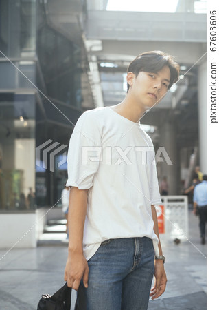 Guy and upper light. 67603606