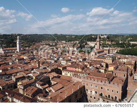 Cityscape and green land of Florence, Italy Cityscape and green land of Florence, Italy 67605057