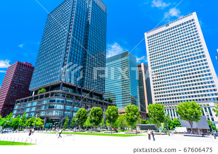 Tokyo Marunouchi Building Street Scene 67606475