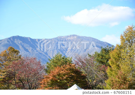 美麗的秋葉山 67608151