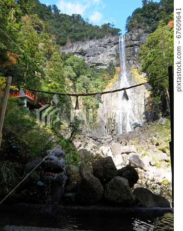Nachi's Falls and Futaki Shrine Nachi's Falls and Futaki Shrine 67609641