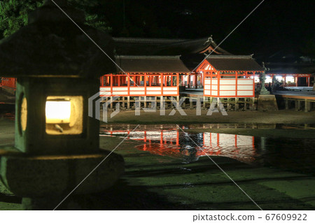 Hiroshima Prefecture Autumn Hatsukaichi City Miyajima Itsukushima Shrine Hiroshima Prefecture Autumn Hatsukaichi City Miyajima Itsukushima Shrine 67609922