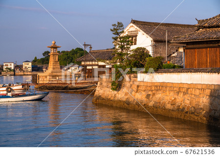 《Hiroshima Prefecture》Night light/Tomo no Ura quiet dawn 67621536