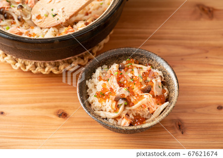 Salmon and shimeji, how much rice cooked Salmon and shimeji, how much rice cooked 67621674