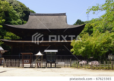 Buddhist temple of Chofu Kozanji Temple, Shimonoseki City, Yamaguchi Prefecture 67623365