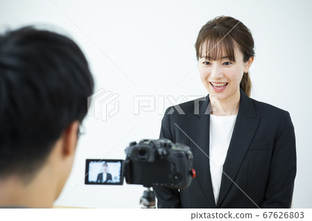 Business woman content production 67626803