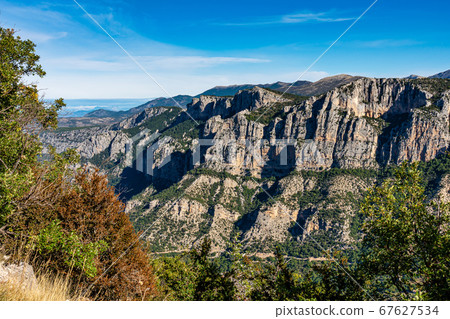 Verdon Gorge, Gorges du Verdon in French Alps, 67627534