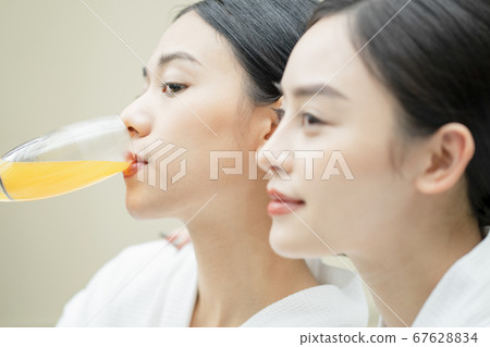 Female beauty esthetic relax 67628834