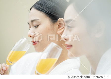 女性美審美放鬆 67628902