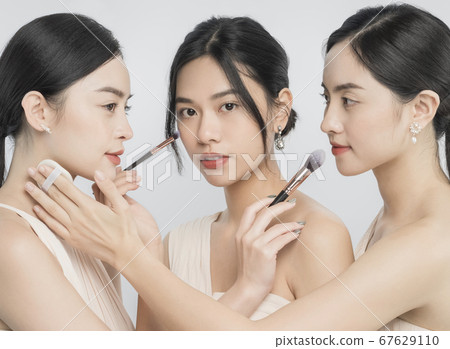 Beauty model combination Beauty model combination 67629110