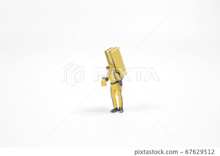 figure people is a up and coming food delivery 67629512